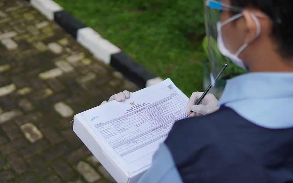 πρόεδρος-ελστατ-για-αρνητές-απογραφή-561588499