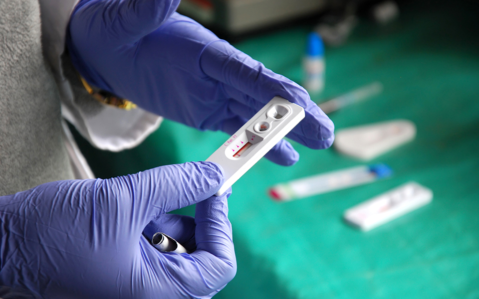 δεύτερος-ασθενής-φαίνεται-να-απαλλάχ-561588256