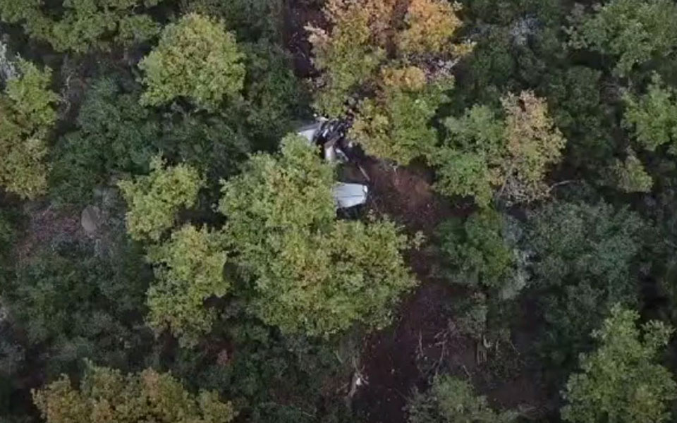 πτώση-μονοκινητήριου-αεροσκάφους-ει-561592387