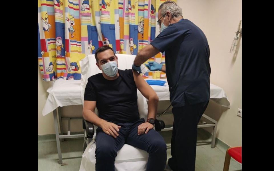 τρίτη-δόση-εμβολίου-για-τον-αλέξη-τσίπ-561585646