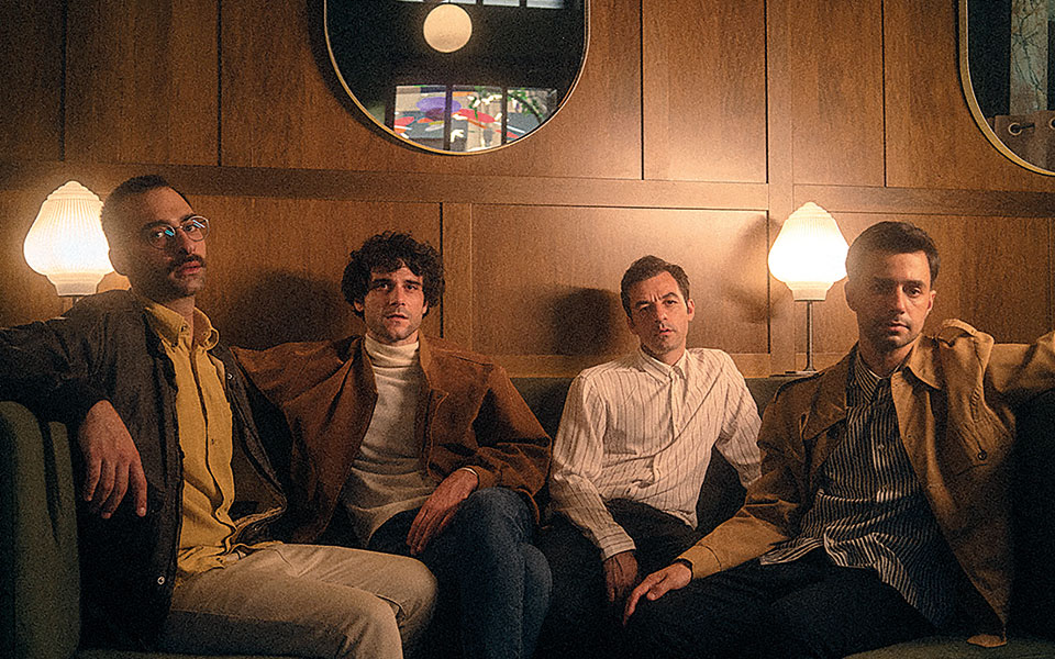 ροκ-από-το-κέντρο-της-πόλης-561597223