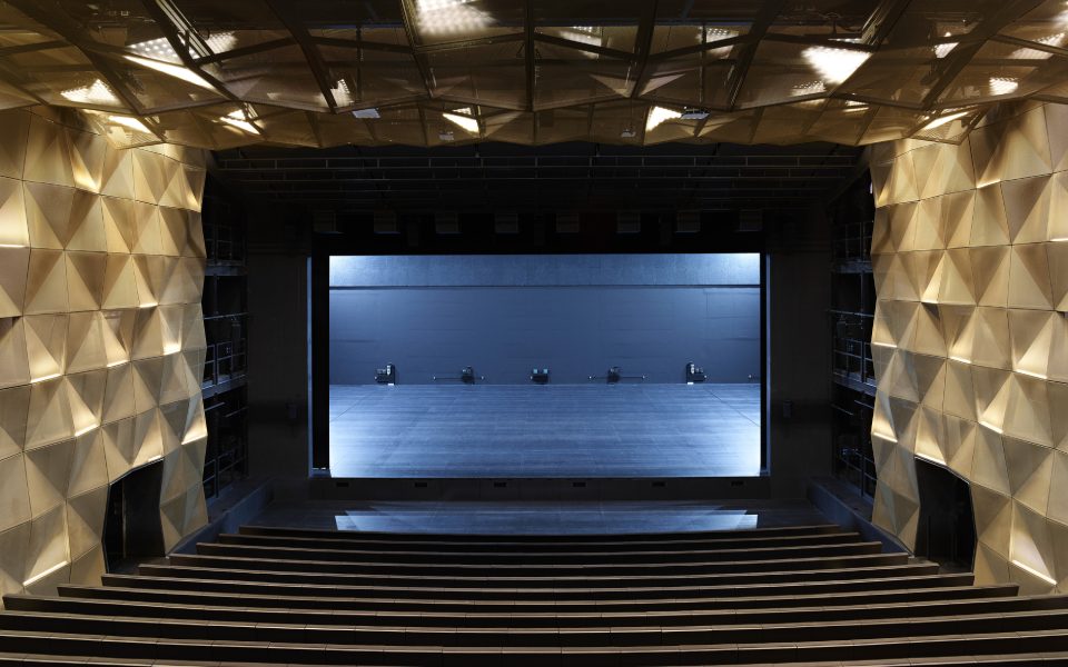 Comédie de Genève: Με πρόζα φτιάχνονται τα όνειρα-1