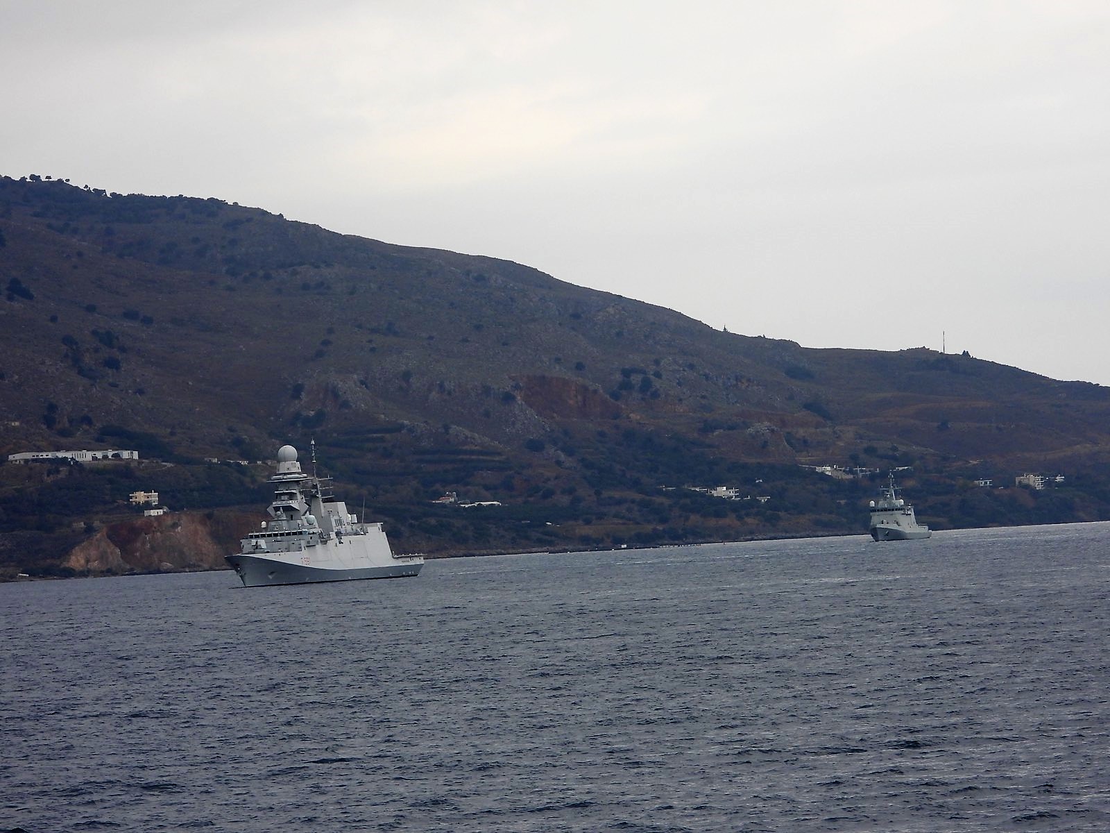 Πολυεθνική άσκηση «Niriis 21»: Αντιμετώπιση απειλών στο Κρητικό Πέλαγος (βίντεο)-1