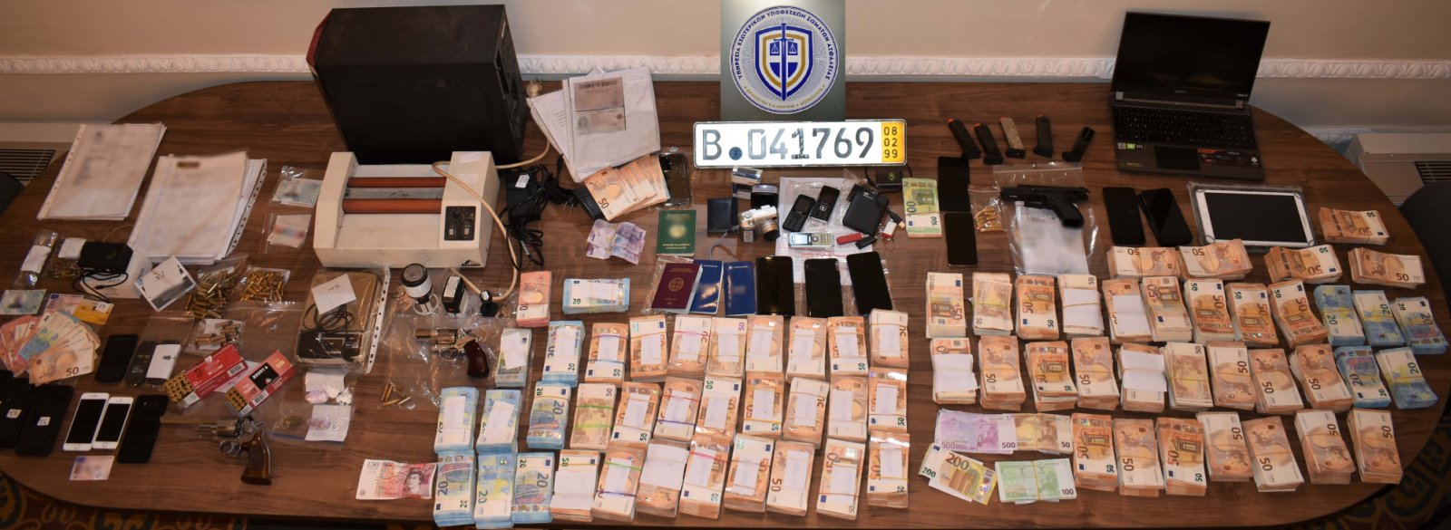 Κύκλωμα πλαστών εγγράφων: Οι διάλογοι που καίνε την αστυνομική μαφία-2