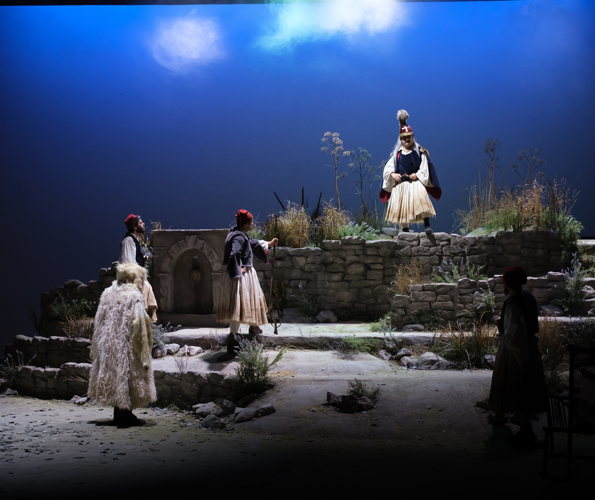 οψεις-ηρώων-και-ενός-αντιήρωα-561615814