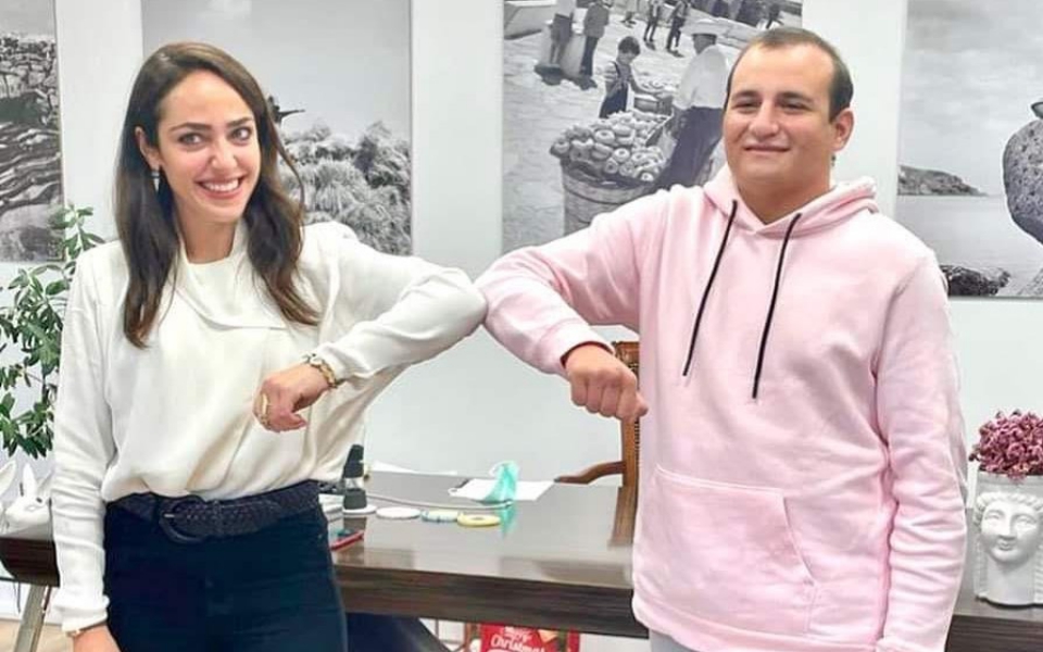 έτσι-είναι-το-σωστό-να-γίνεσαι-η-σκιά-561617818