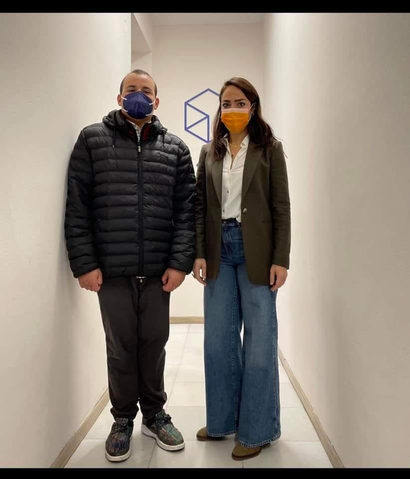 «Έτσι είναι το σωστό, να γίνεσαι η σκιά του παιδιού, όχι να κάθεσαι δίπλα του σα δεκανίκι»-1