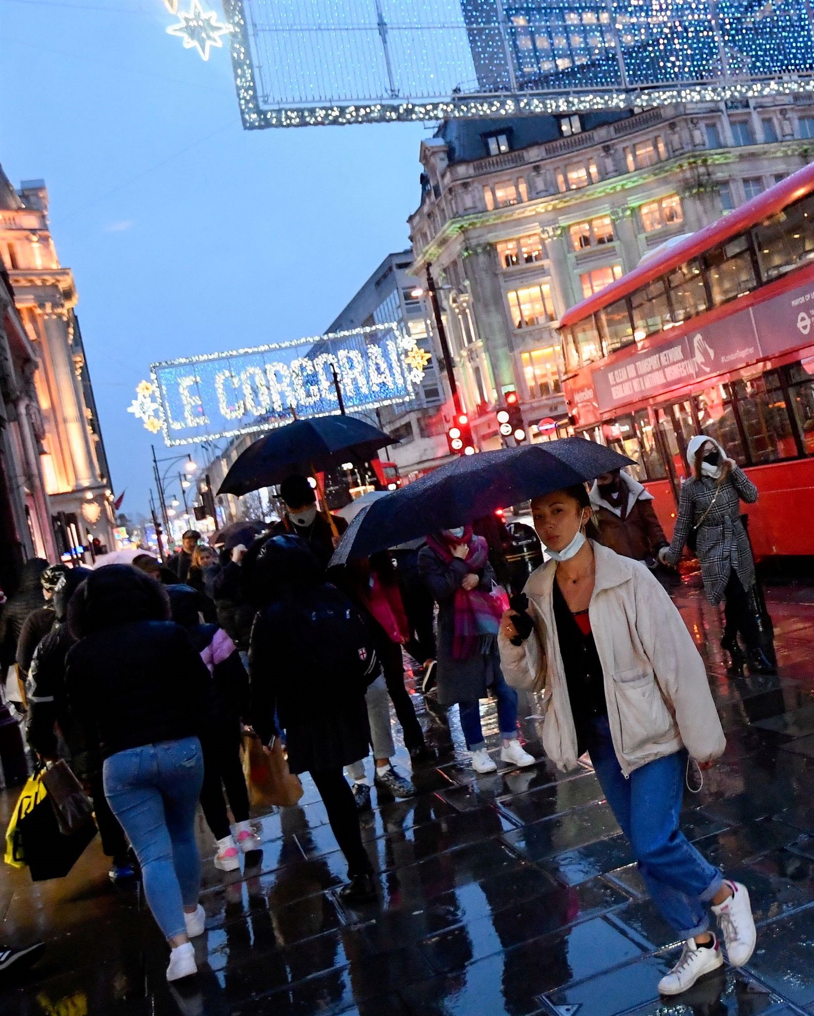 η-μετάλλαξη-όμικρον-επελαύνει-στη-β-561624970