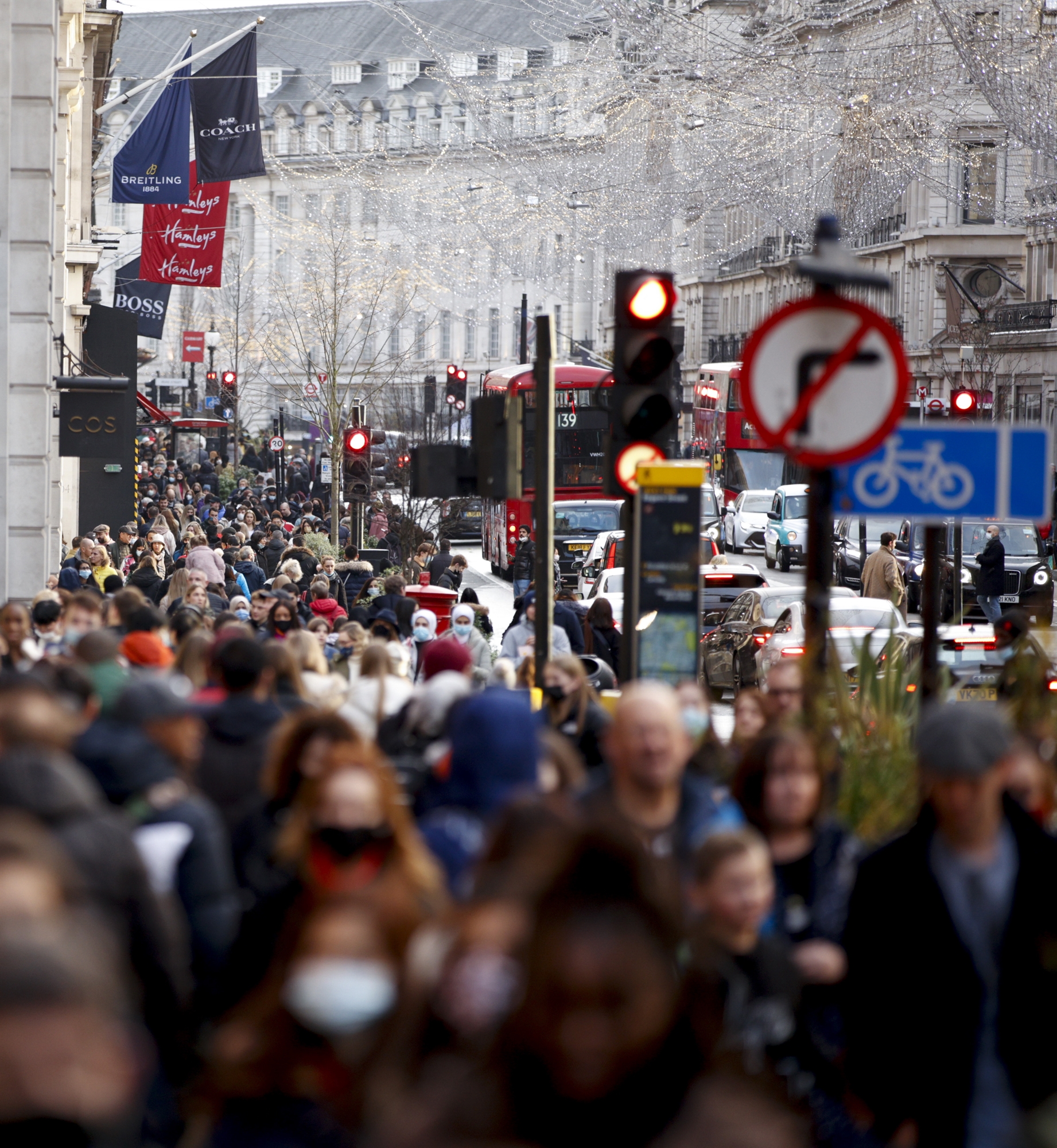 κορωνοϊός-τσουνάμι-κρουσμάτων-βλέπε-561650080