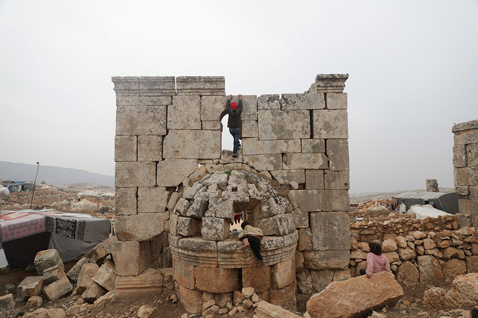 Ο καταυλισμός των ερειπίων