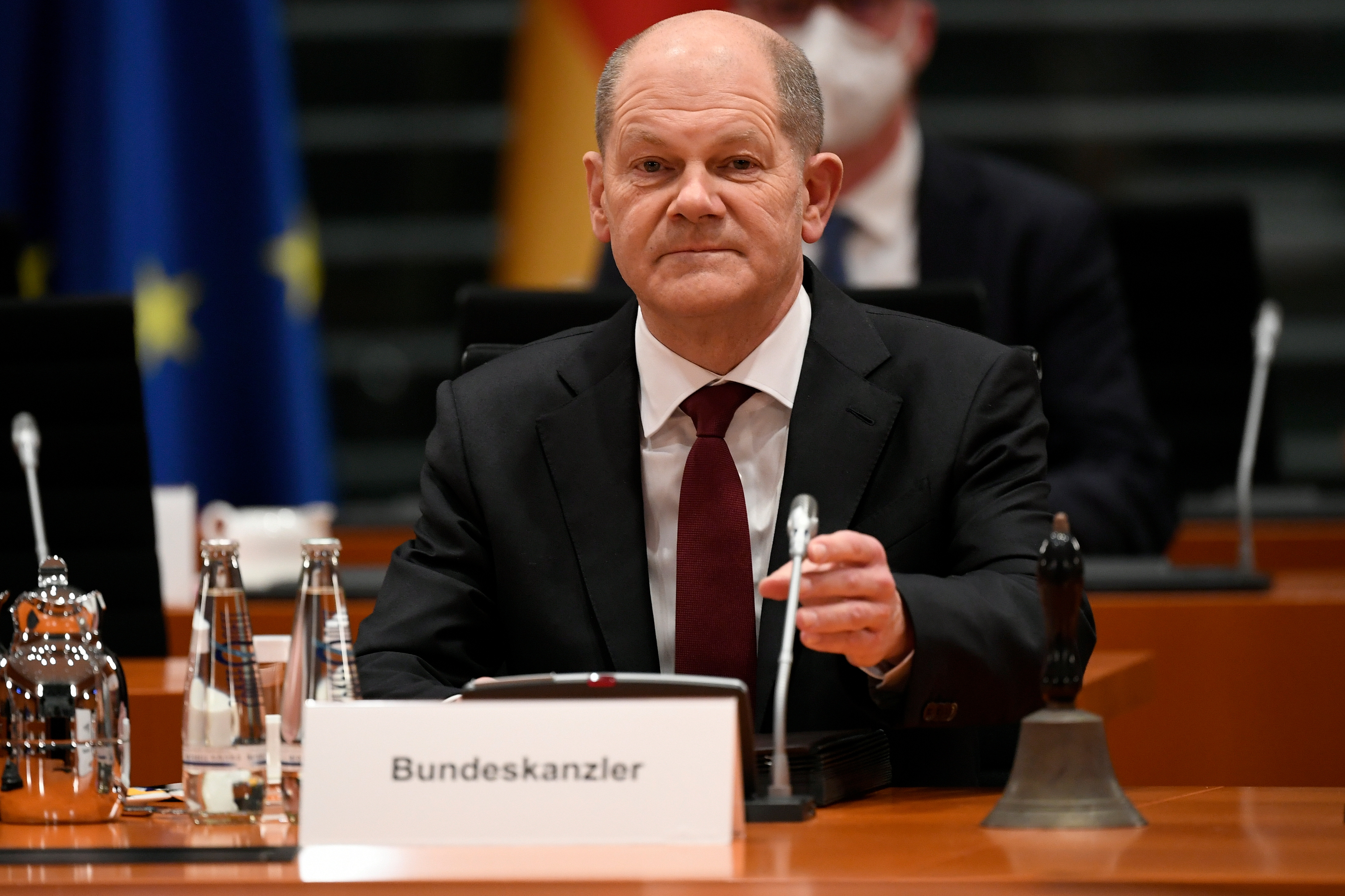 Γερμανία: Αλλαγή φρουράς στην Kαγκελαρία (εικόνες)-1