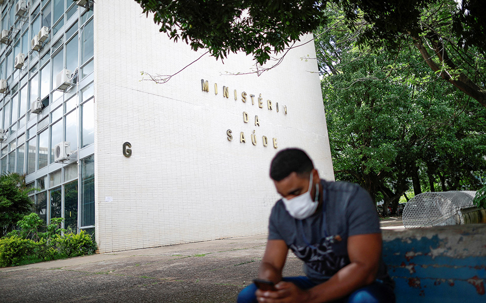 βραζιλία-εμβολιασμός-τέταρτη-δόση-561638620