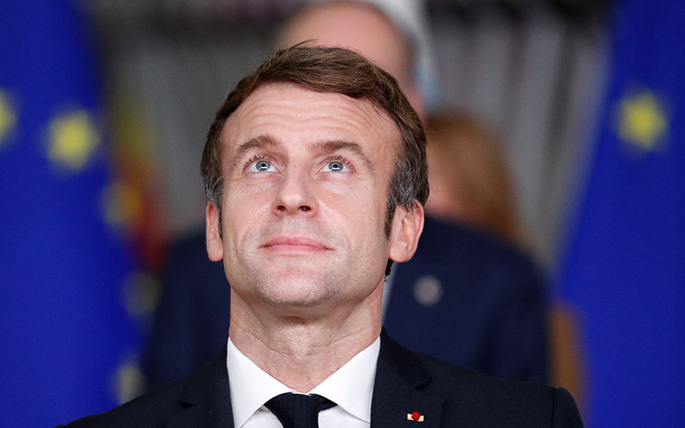 μακρόν-ανοιχτό-το-ενδεχόμενο-υποχρεω-561631699