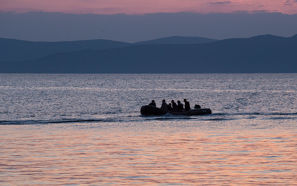 ύπατη-αρμοστεία-για-ναυάγιο-στη-φολέγ-561644482
