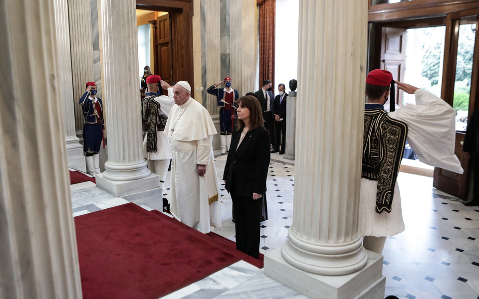 Πάπας Φραγκίσκος: «Χωρίς την Ελλάδα ο κόσμος δεν θα ήταν αυτό που είναι σήμερα»-3