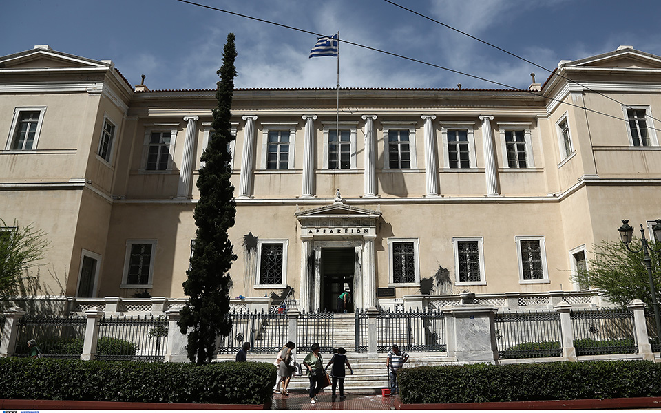 στε-τρεις-συνδικαλιστικές-οργανώσει-561628261