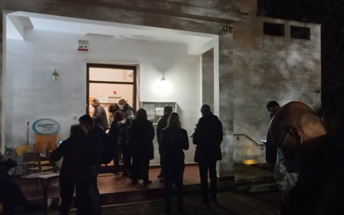 Εκλογές ΚΙΝΑΛ: Παράταση της ψηφοφορίας έως τις 20:00 – Ρεκόρ συμμετοχής-1