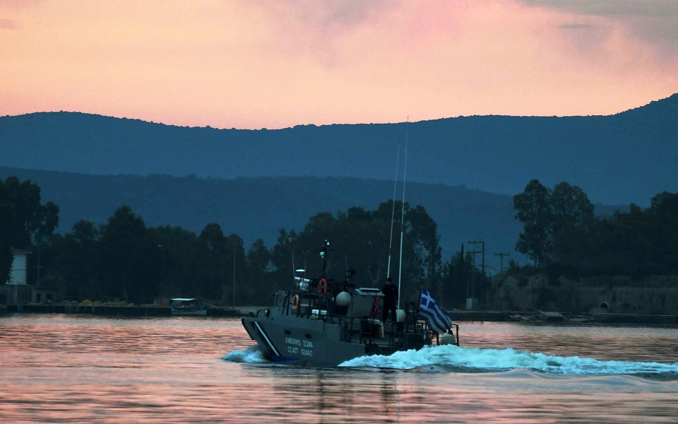 πάρος-νέο-ναυάγιο-σκάφους-με-80-μετανάσ-561645493