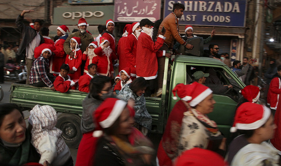 Στα κόκκινα