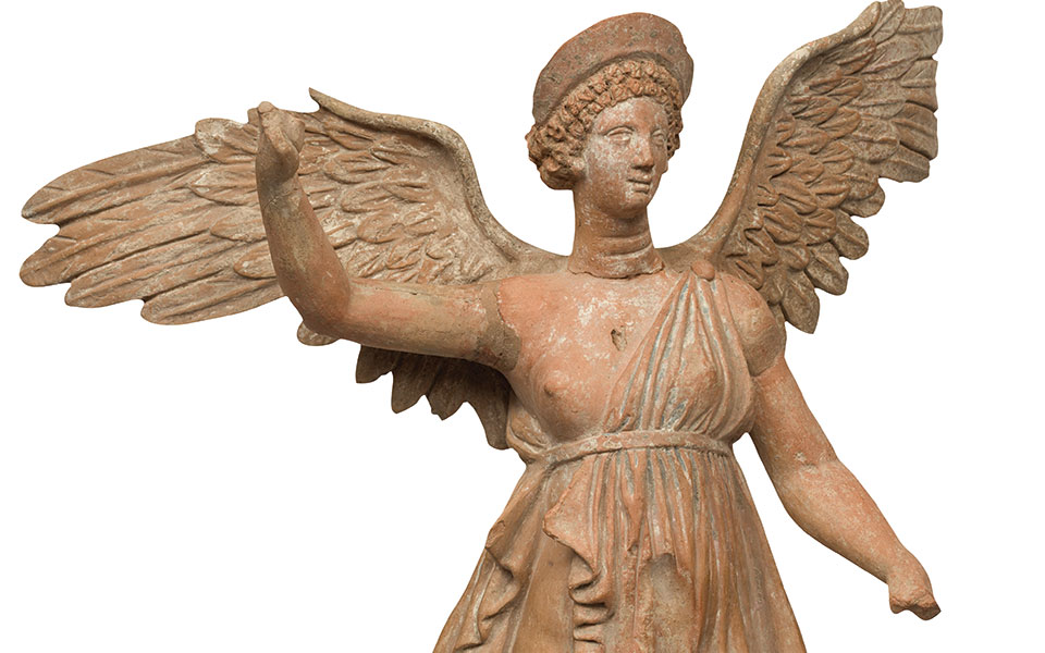 ταξίδι-με-οδηγό-τη-φτερωτή-νίκη-561637126