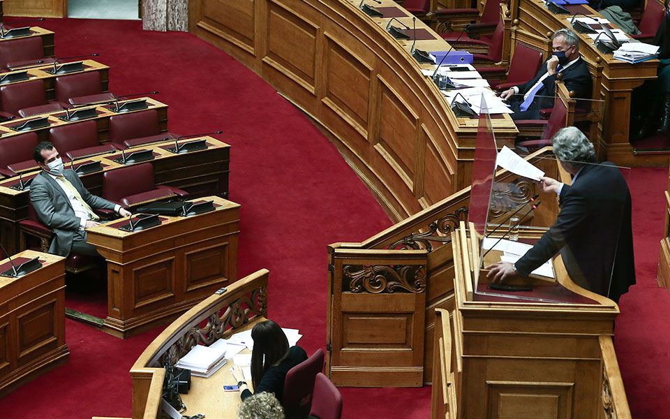 θ-πλεύρης-διασπορά-ψευδών-ειδήσεων-απ-561649384