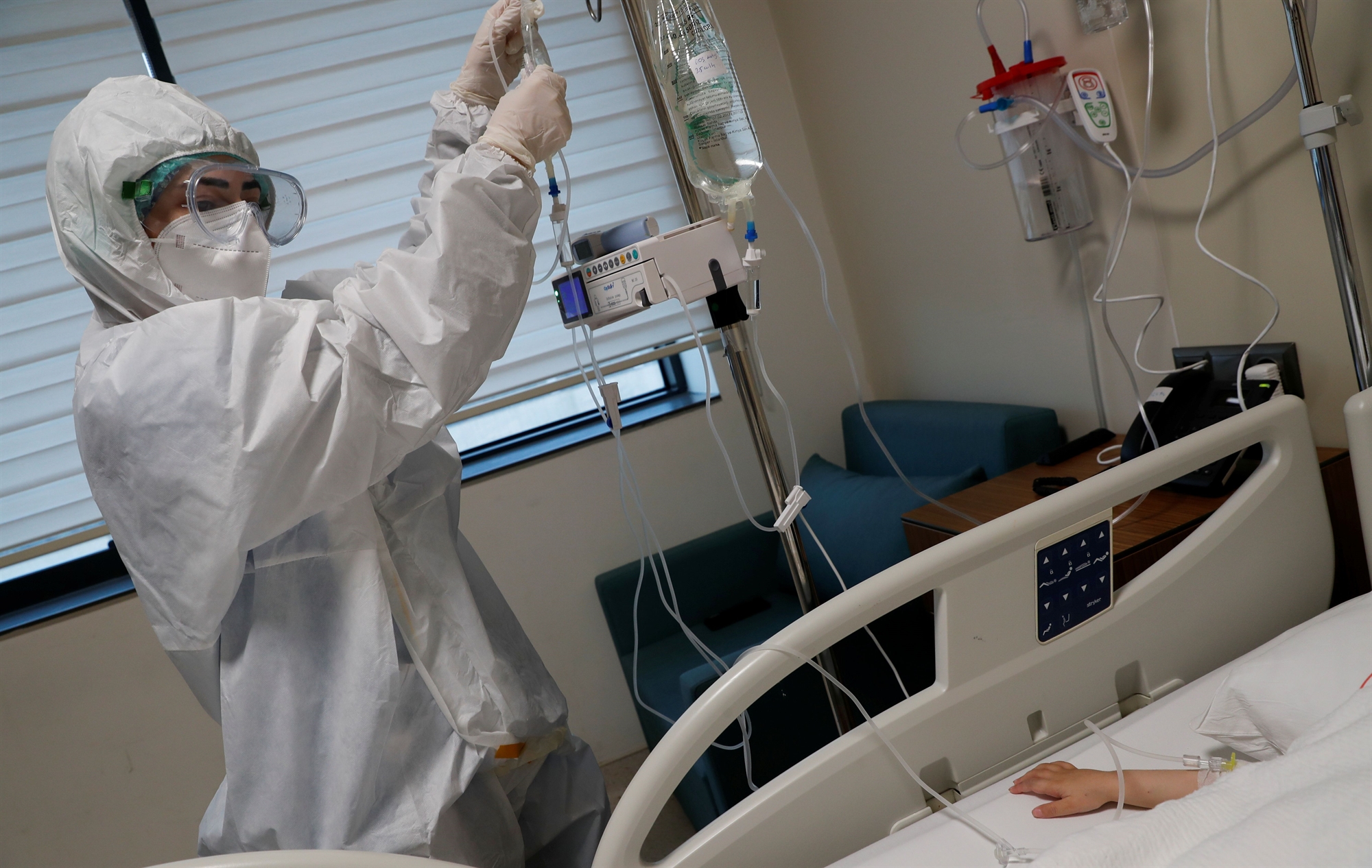 κάθε-γιατρός-θα-μπορούσε-να-είναι-ιερ-561625834