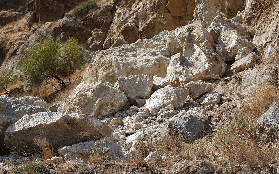 ιωάννινα-βράχος-καταπλάκωσε-άνδρα-σε-561627979