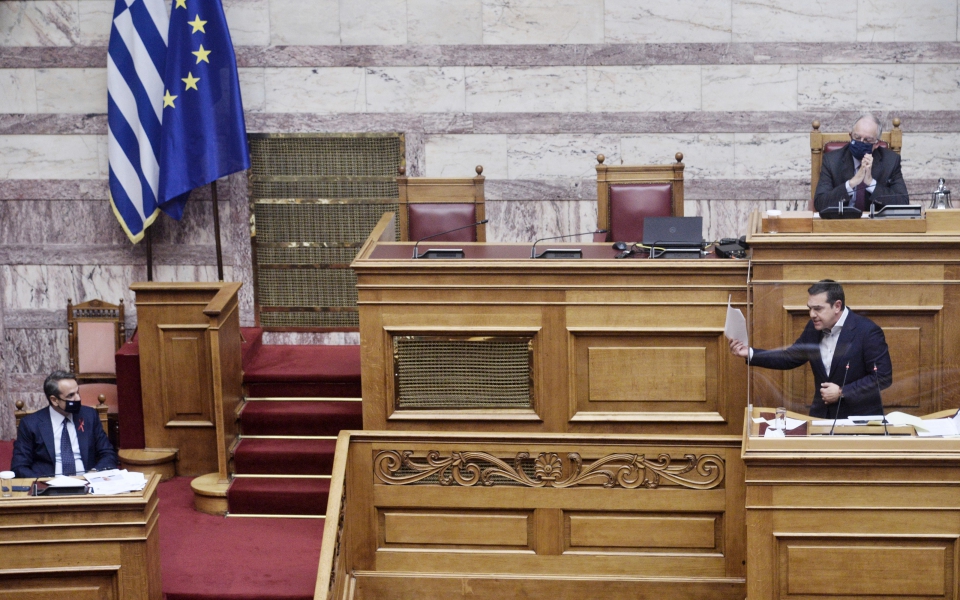 βουλή-σύγκρουση-για-πανδημία-και-υποχ-561610651