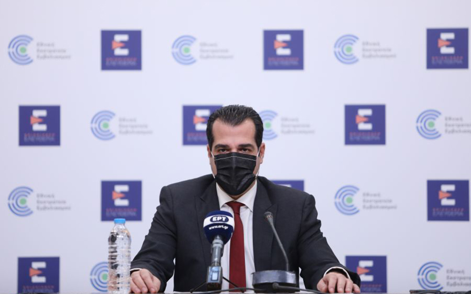 Περιορισμοί με φόντο την Όμικρον – Ποια μέτρα προκρίνονται-2