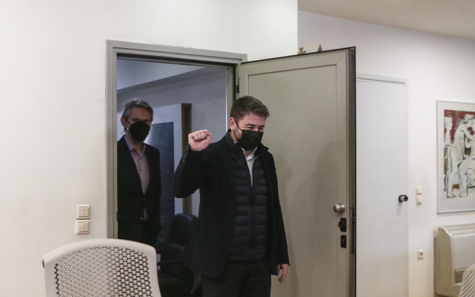 εκλογές-κιναλ-επικοινωνία-τσίπρα-με-α-561627835