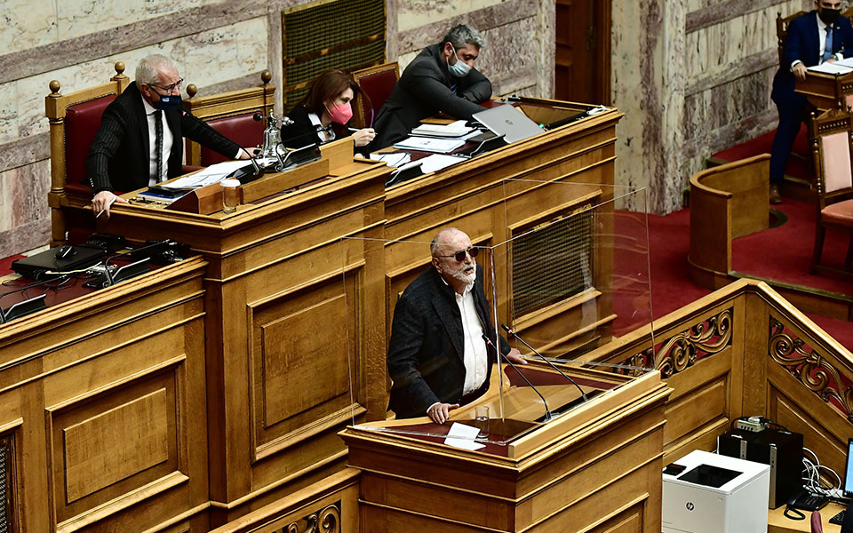 το-παρασκήνιο-της-διαγραφής-κουρουμπ-561634111