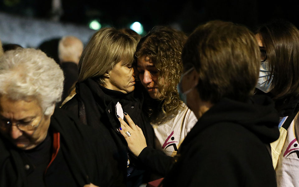 κακοποίηση-γυναικών-6-700-κλήσεις-αμέτρη-561635032