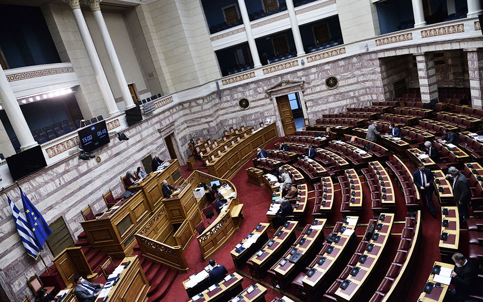 βουλή-η-υγειονομική-κρίση-ανεβάζει-το-561639388