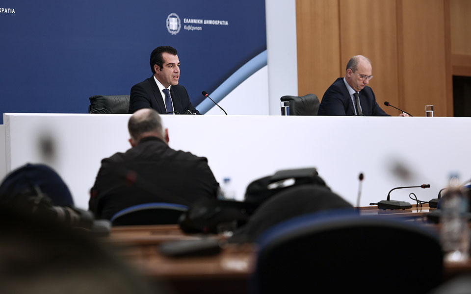 πλεύρης-μέτρα-στη-διασκέδαση-μετά-τις-561644896