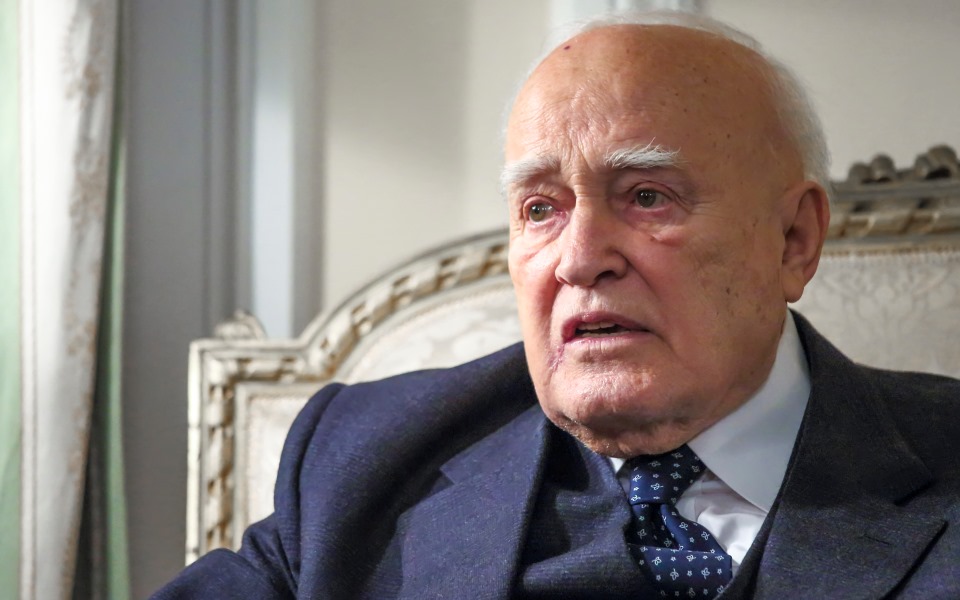 πέθανε-ο-κάρολος-παπούλιας-561645958