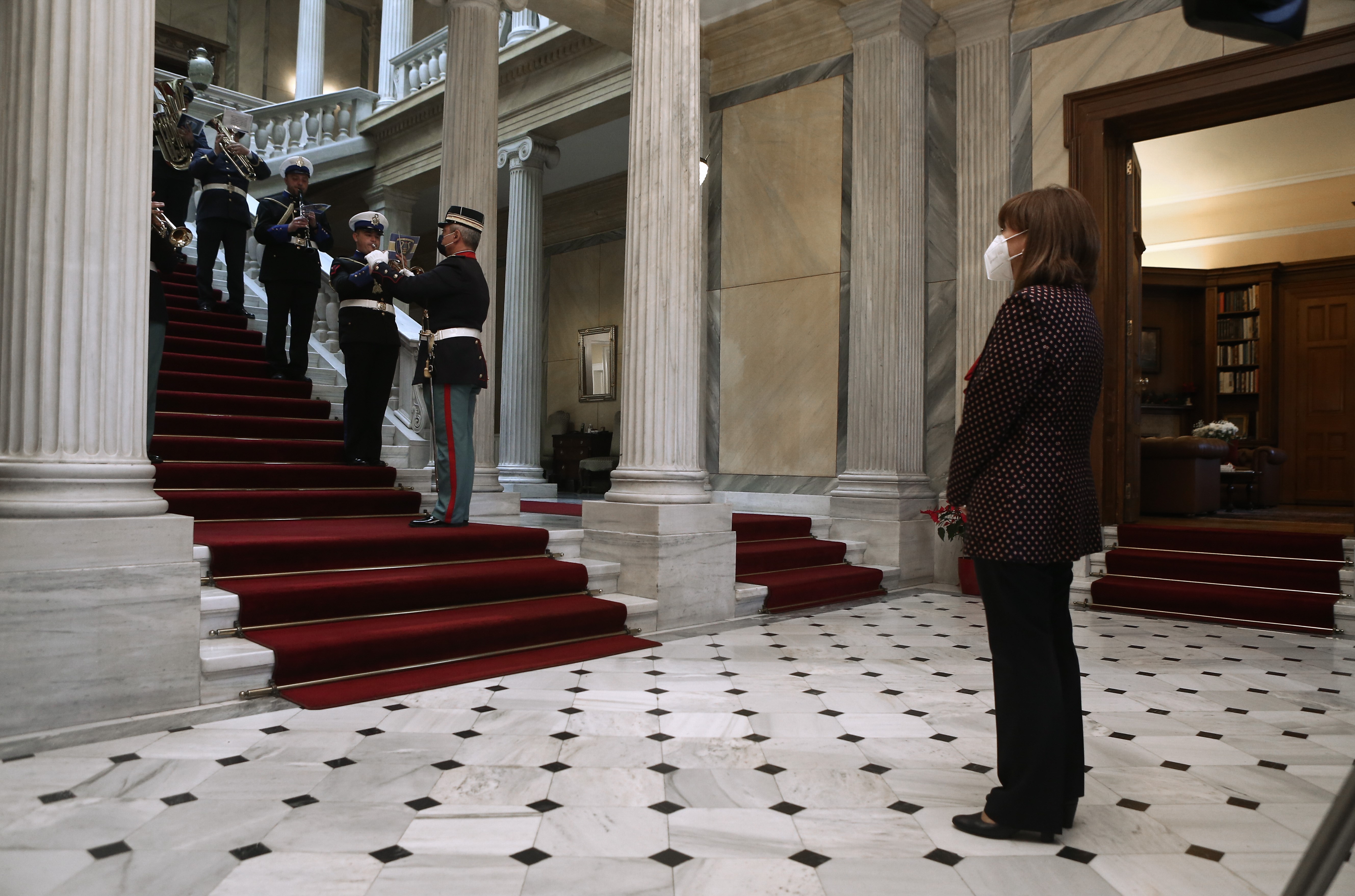 Πρωτοχρονιάτικα κάλαντα στην Πρόεδρο της Δημοκρατίας-2