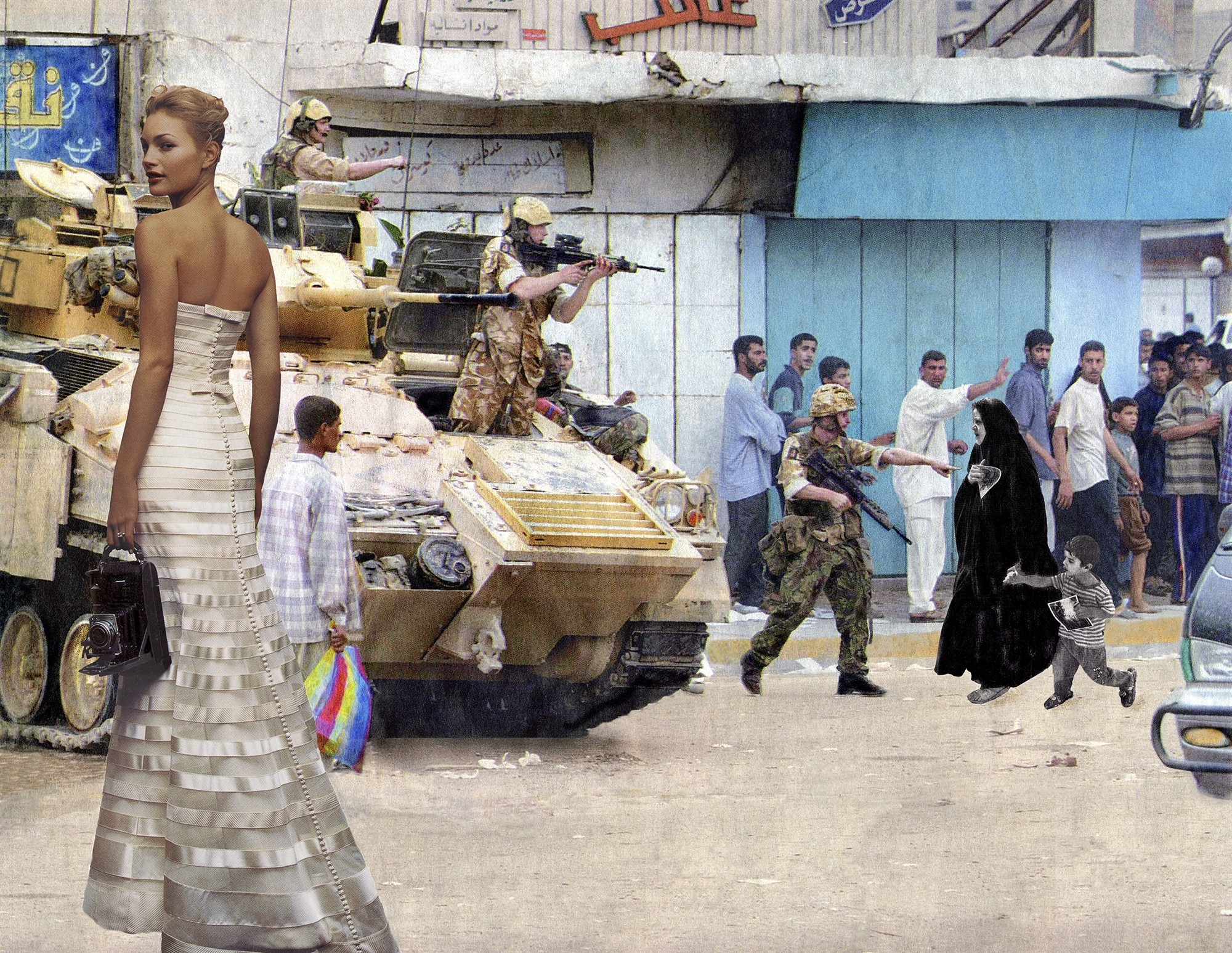 Οι αντιφάσεις της δημοκρατίας σε εικόνες-2