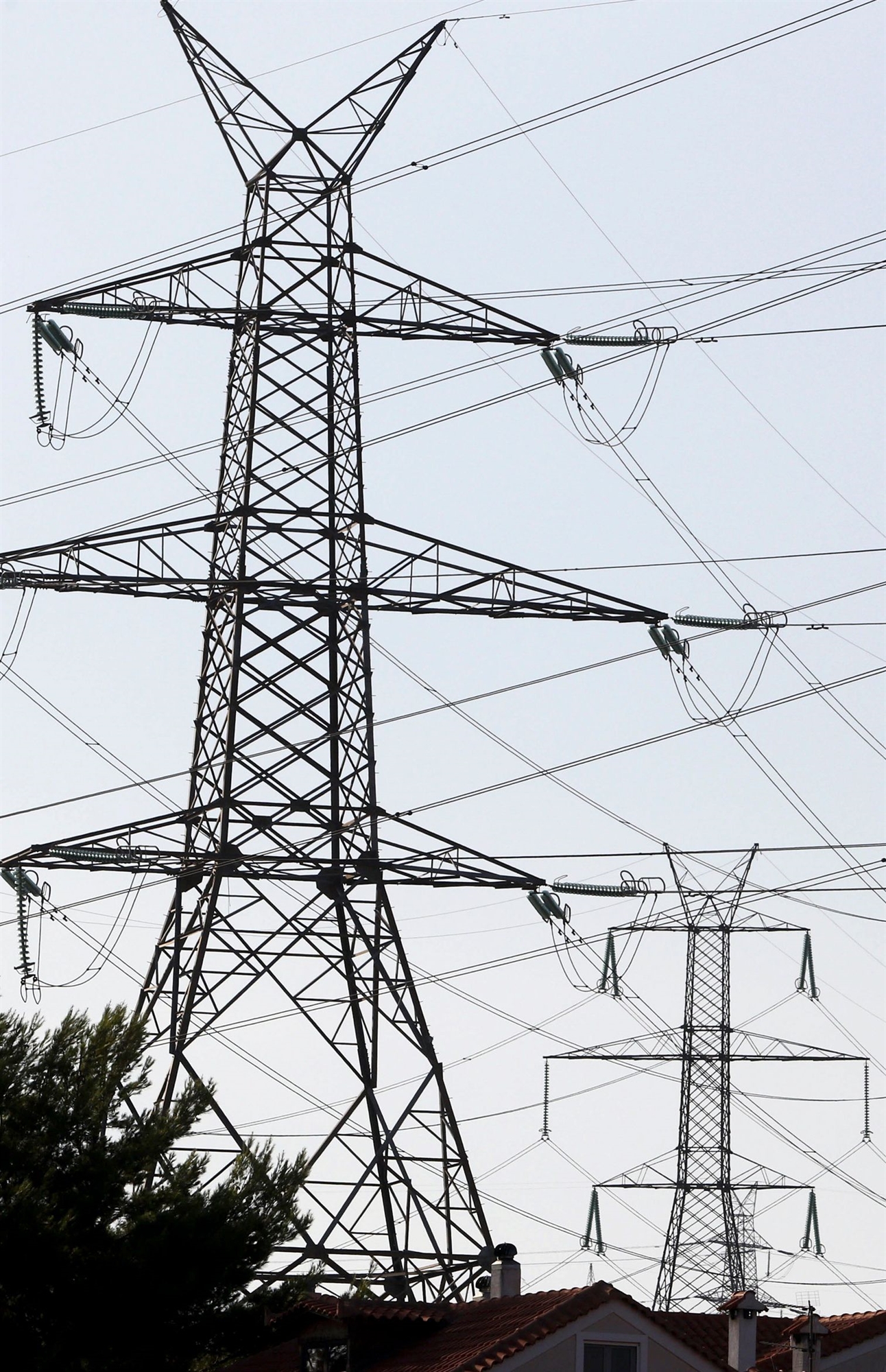 δεν-έγιναν-οι-μειώσεις-χρεώσεων-υκω-561620752