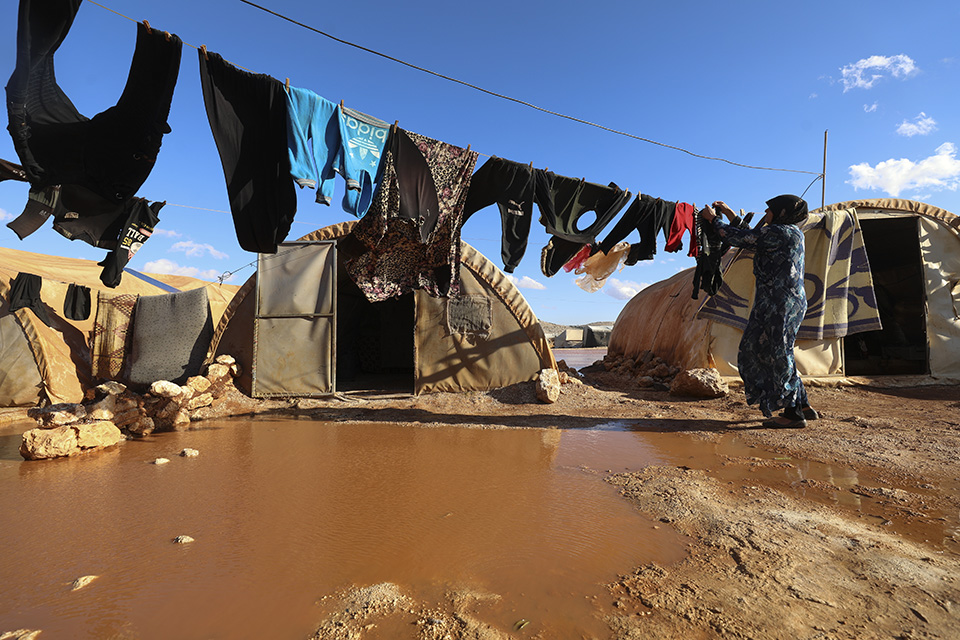 Πάστρα στις λάσπες