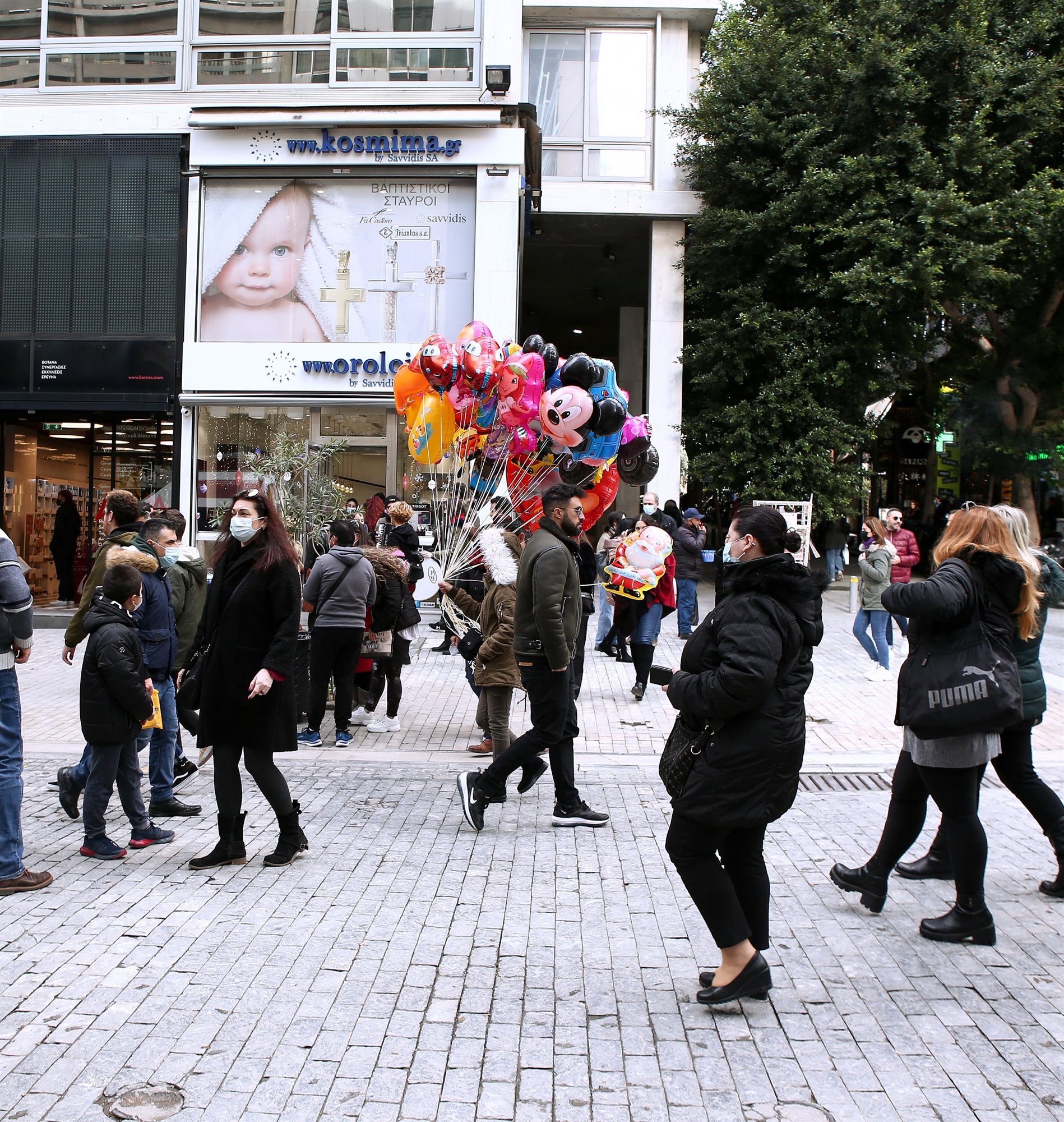 μουδιασμένη-η-χριστουγεννιάτικη-αγο-561642391