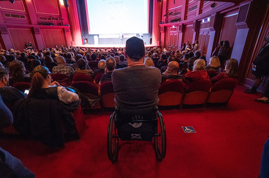 Στηρίζοντας την ισότιμη πρόσβαση στον πολιτισμό-1
