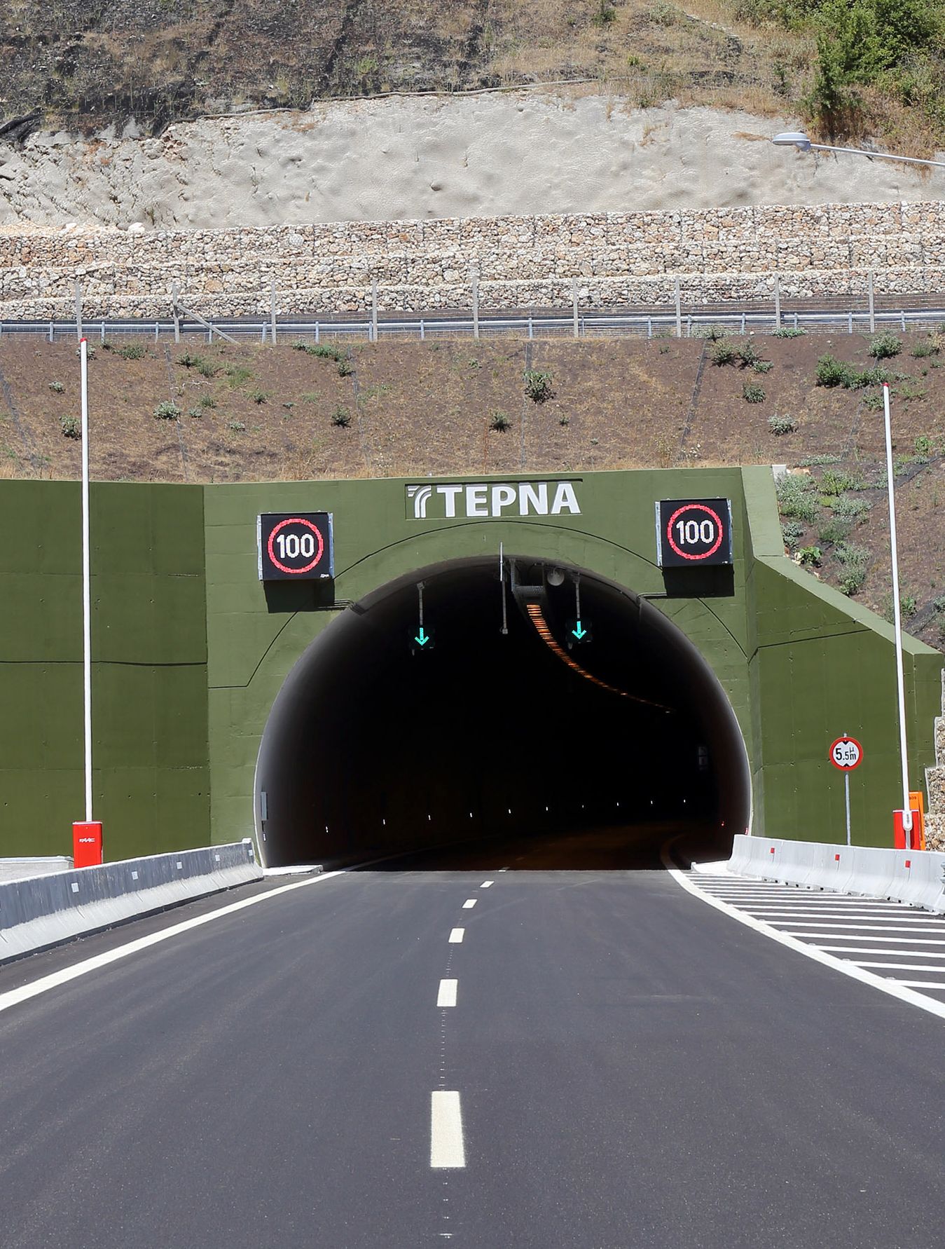 νέες-εκδόσεις-ομολόγων-350-εκατ-σχεδιάζ-561629005