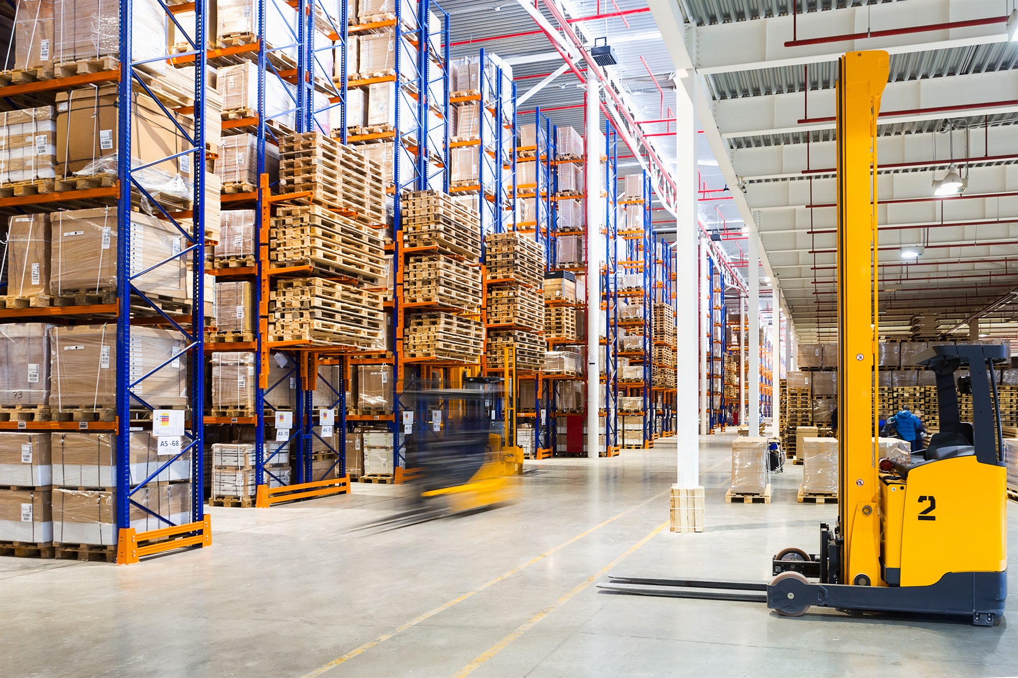 βροχή-επενδύσεων-για-logistics-στον-ασπρόπυ-561649027