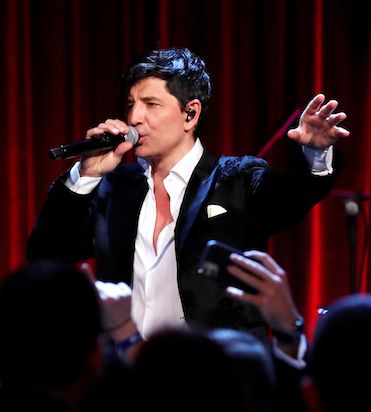 H ομογένεια συγκέντρωσε δύο εκατομμύρια δολάρια για τη χώρα μας στο γκαλά του ΤΗΙ-2