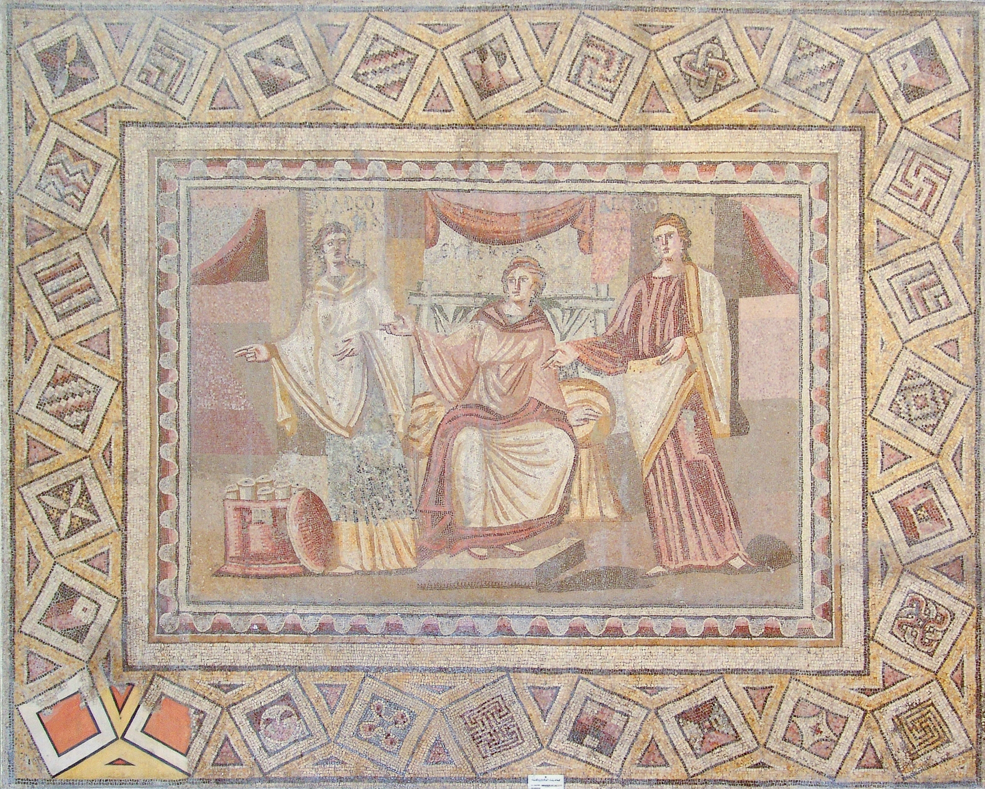 Κιβωτός των ψηφιδωτών της Συρίας στο λιμάνι της Θεσσαλονίκης-1