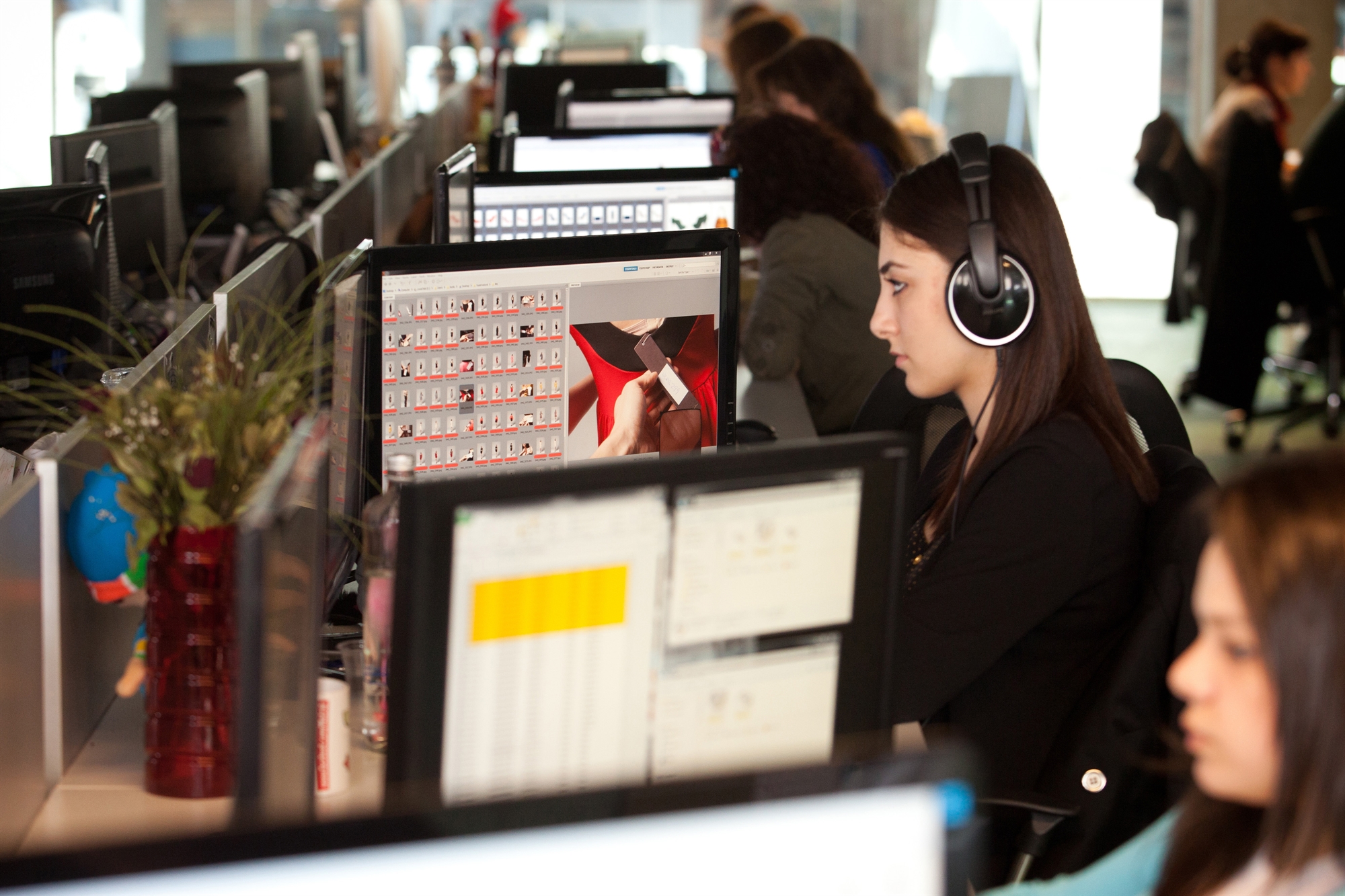 υπερδιπλασιάστηκε-ο-ηλεκτρονικός-τζ-561630583