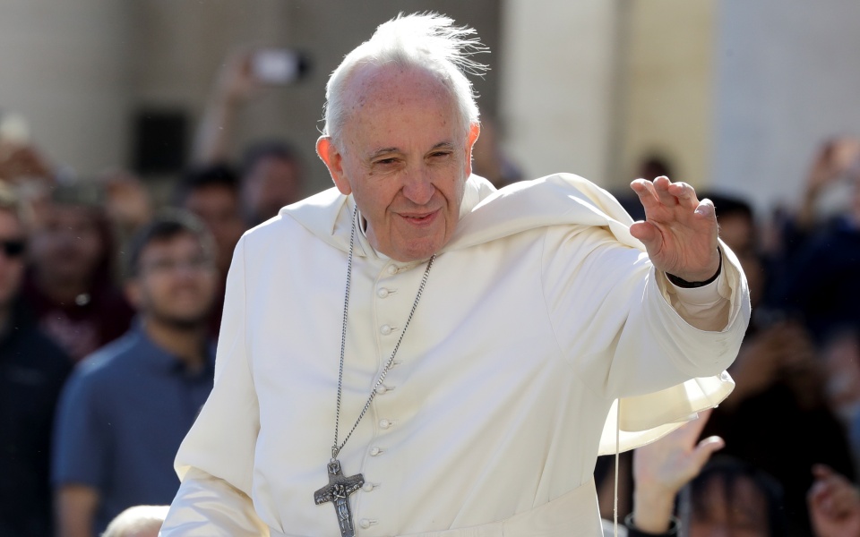 επίσκεψη-πάπα-απαγόρευση-συναθροίσε-561614071