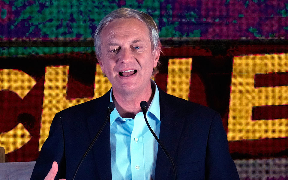 χιλή-ο-χοσέ-καστ-αντιγράφει-τον-τραμπ-561634468