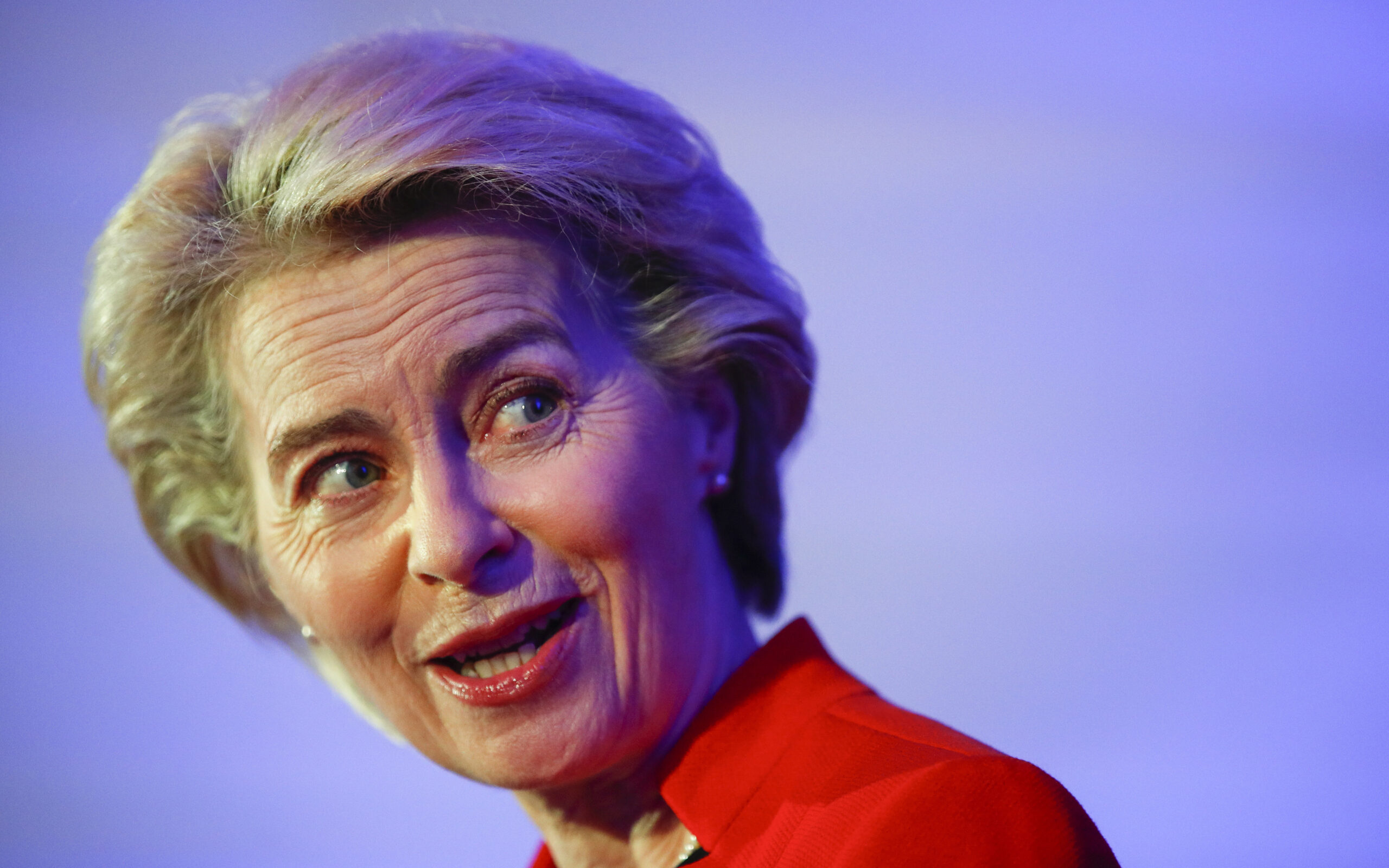 φον-ντερ-λάιεν-σε-σολτς-να-συνεχίσουμε-561621532