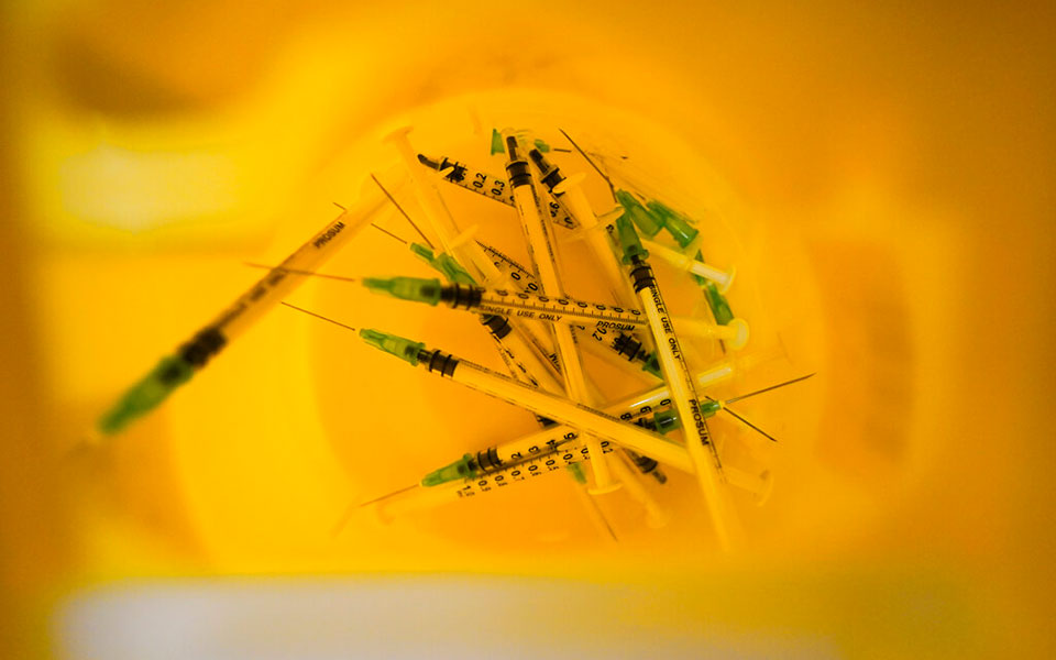 εμβολιασμοί-150-000-ραντεβού-πρώτης-δόσης-α-561618706